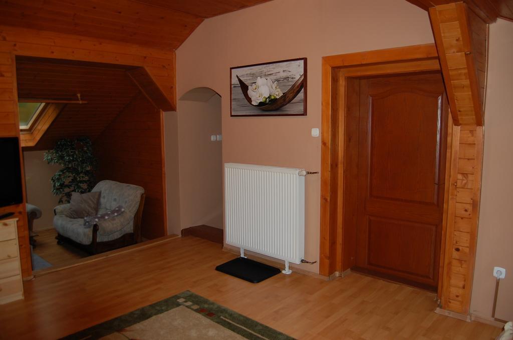 Penzion a Restaurace U Mámy Hotel Frýdek-Místek Quarto foto