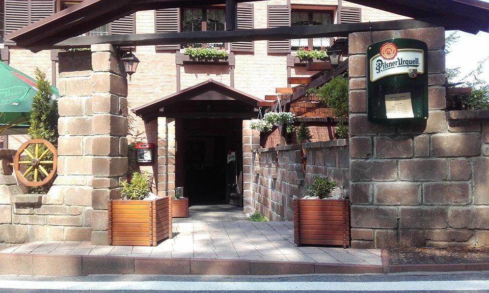 Penzion a Restaurace U Mámy Hotel Frýdek-Místek Exterior foto