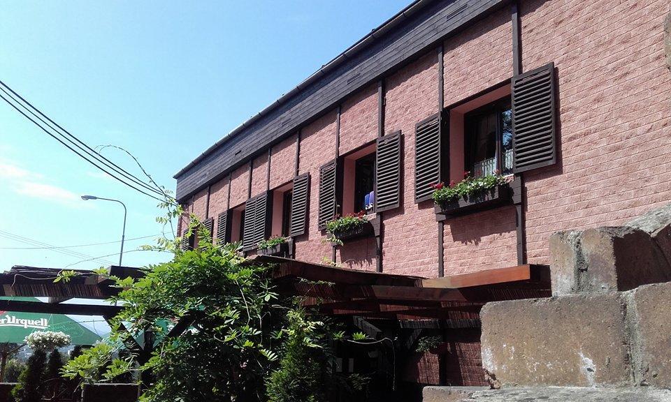 Penzion a Restaurace U Mámy Hotel Frýdek-Místek Exterior foto